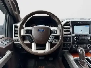 Ford F-150 2018 4x4 King Ranch 4dr SuperCrew 5.5 ft. SB