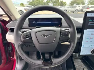 Ford Mustang Mach-E 2025 Premium 4dr SUV