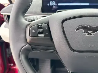 Ford Mustang Mach-E 2025 Premium 4dr SUV