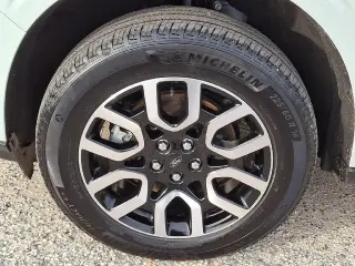 Ford Maverick 2024 AWD Lariat 4dr Supercrew 4.5 ft. SB