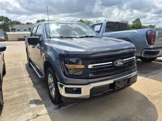 Ford F-150 2025 4x2 XLT 4p SuperCrew 5.5 pies SB