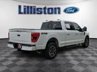 Ford F-150 2023 4x4 XLT 4p SuperCrew 5.5 ft. CB Nuevo