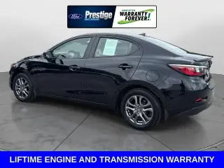 Toyota Yaris 2020 LE 4p Sedan 6M