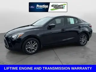 Toyota Yaris 2020 LE 4p Sedan 6M