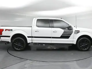 Ford F-150 2020 4x4 XLT 4p SuperCrew 5.5 ft. SB