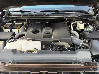 Toyota Tundra 2024 4x2 Limited 4dr CrewMax Cab Pickup SB