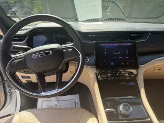 Jeep Grand Cherokee L 2025 4x4 Limited 4dr SUV