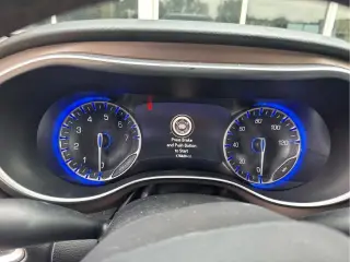 Chrysler Pacifica 2018 Touring L Plus 4dr Mini-Van