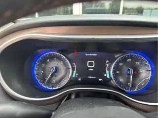 Chrysler Pacifica 2018 Touring L Plus 4dr Mini-Van