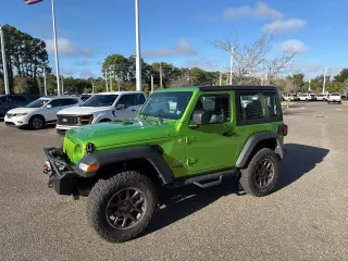 Jeep Wrangler 2018 4x4 Sport 2dr SUV (lanzamiento medio del año)