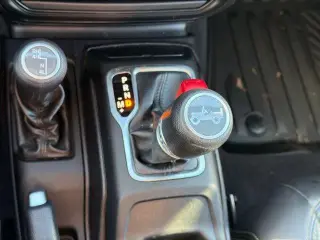 Jeep Wrangler 2018 4x4 Sport 2dr SUV (lanzamiento medio del año)