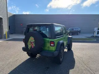 Jeep Wrangler 2018 4x4 Sport 2dr SUV (lanzamiento medio del año)