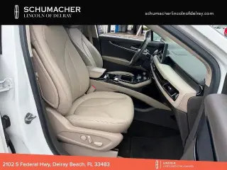 Lincoln Nautilus 2022 Estándar 4p SUV
