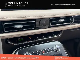 Lincoln Nautilus 2022 Estándar 4p SUV