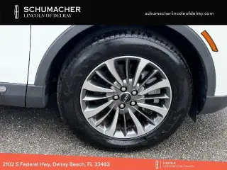 Lincoln Nautilus 2022 Estándar 4p SUV