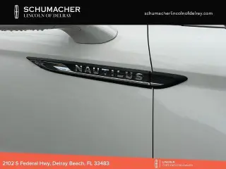 Lincoln Nautilus 2022 Estándar 4p SUV