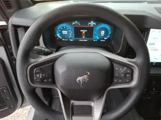 Ford Bronco 2026 4x4 Base 2dr SUV