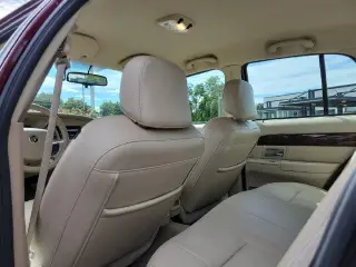 Mercury Grand Marquis 2010 LS 4dr Sedan