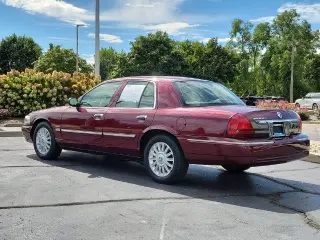 Mercury Grand Marquis 2010 LS 4dr Sedan