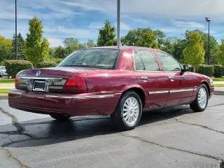 Mercury Grand Marquis 2010 LS 4dr Sedan