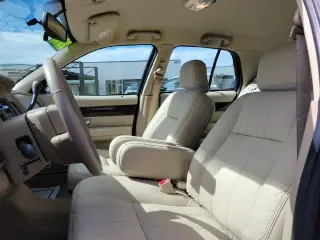 Mercury Grand Marquis 2010 LS 4dr Sedan