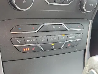Ford Edge 2018 AWD SEL 4dr Crossover