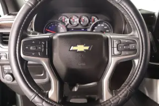 Chevrolet Suburban 2023 4x4 LS 4dr SUV