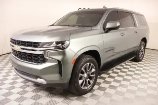 Chevrolet Suburban 2023 4x4 LS 4dr SUV