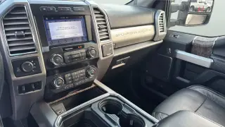 Ford F-250 Super Duty 2017 4x4 Lariat 4p Cab de tripulacion 6.8 ft. CB Pickup