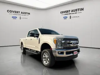 Ford F-250 Super Duty 2017 4x4 Lariat 4p Cab de tripulacion 6.8 ft. CB Pickup