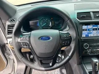 Ford Explorer 2017 XLT 4dr SUV