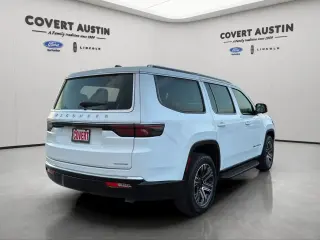 Jeep Wagoneer 2024 4x2 Serie II 4p SUV