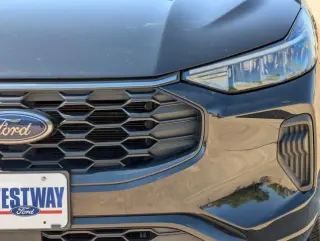 Ford Escape Hybrid 2023 ST-Line 4dr SUV