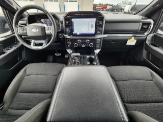 Ford F-150 2023 4x4 XLT 4p SuperCrew 5.5 ft. SB