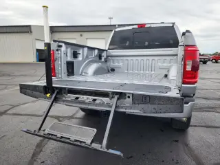 Ford F-150 2023 4x4 XLT 4p SuperCrew 5.5 ft. SB