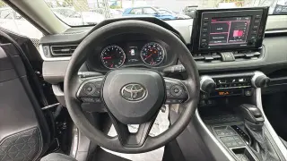 Toyota RAV4 2021 AWD LE 4dr SUV