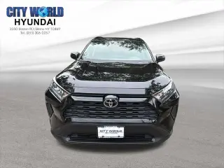 Toyota RAV4 2021 AWD LE 4dr SUV
