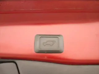 Toyota RAV4 Híbrido 2023 AWD XLE Premium 4p SUV