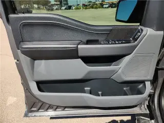 Ford F-150 2025 4x2 XLT 4p SuperCrew 5.5 pies SB