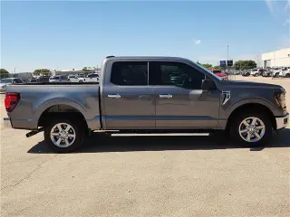 Ford F-150 2025 4x2 XLT 4p SuperCrew 5.5 pies SB