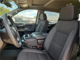Chevrolet Silverado 1500 2025 4x2 Custom 4dr Crew Cab 5.8 ft. SB