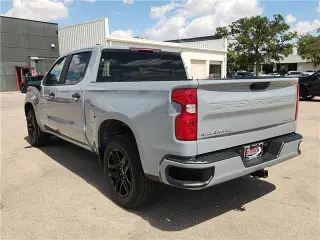 Chevrolet Silverado 1500 2025 4x2 Custom 4dr Crew Cab 5.8 ft. SB