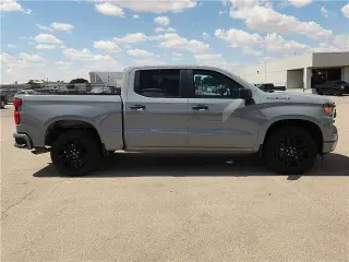 Chevrolet Silverado 1500 2025 4x2 Custom 4dr Crew Cab 5.8 ft. SB