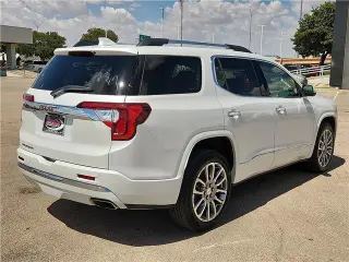 GMC Acadia 2023 Denali SUV 4p.