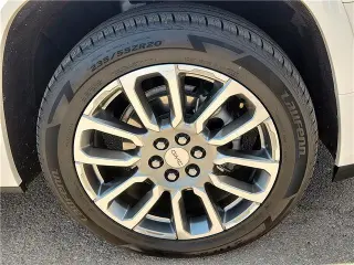 GMC Acadia 2023 Denali SUV 4p.