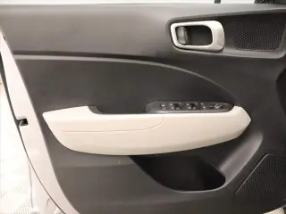 Hyundai VENUE 2026 SEL 4p Crossover con Techo Bicolor