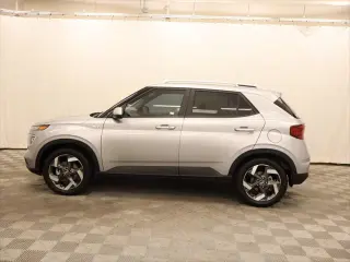 Hyundai VENUE 2026 SEL 4p Crossover con Techo Bicolor