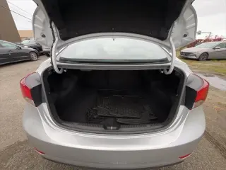 Hyundai ELANTRA 2016 SE 4p Sedan 6M