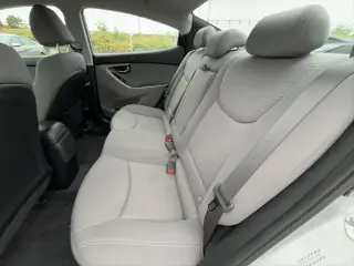 Hyundai ELANTRA 2016 SE 4p Sedan 6M
