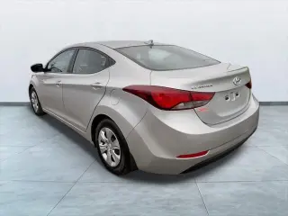 Hyundai ELANTRA 2016 SE 4p Sedan 6M